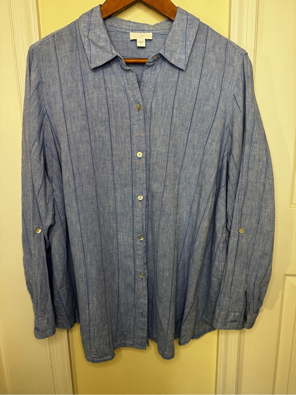 J. Jill Light Blue Chambray Button-Down Shirt